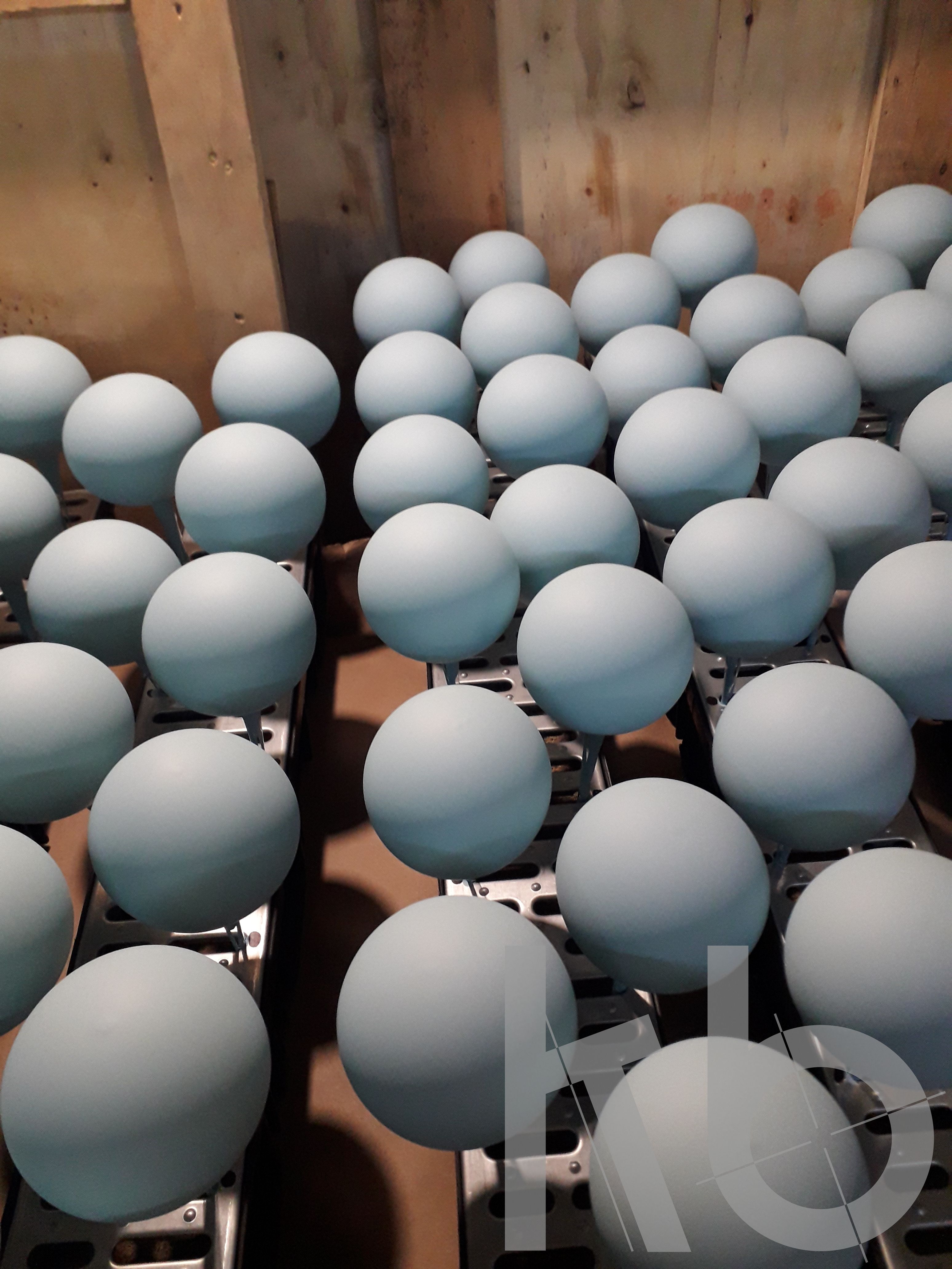 Покраска шаров по пантону проект Небесная Грация