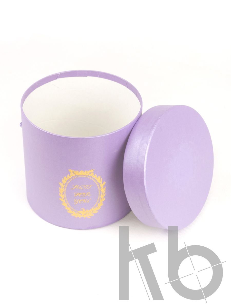 Коробка круглая кашированная с тиснением