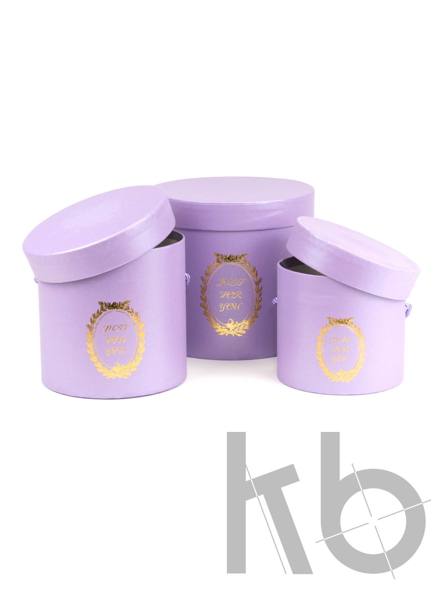 Коробка круглая кашированная с тиснением