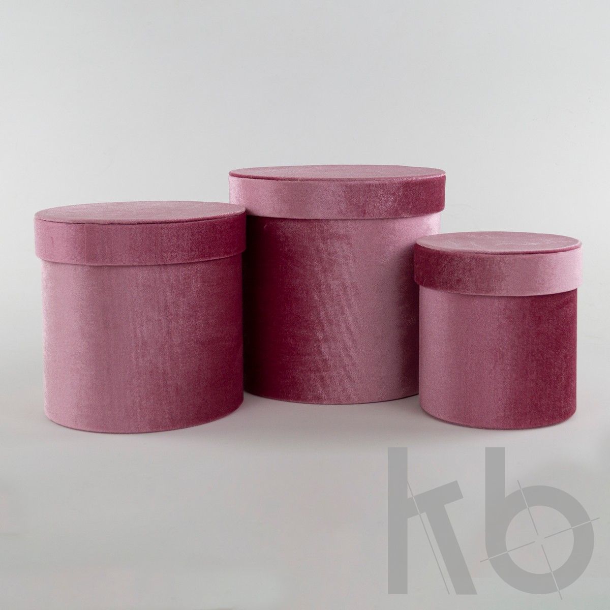 Бордовые бархатные круглые коробки