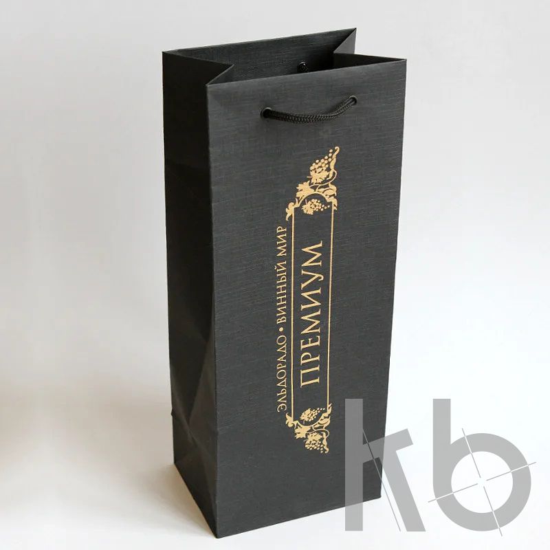 Подарочный пакет с тиснением