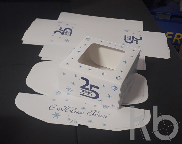 Коробка под 4 шара 80 мм квадратная по макету клиента Коробка под 4 шара 80 мм квадратная по макету клиента